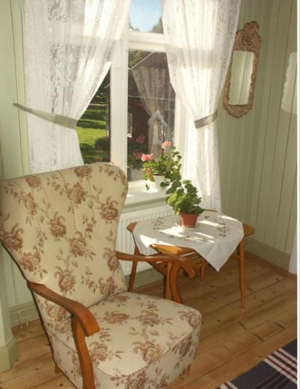 Annas Hus Bed & Breakfast Fellingsbro Quarto foto